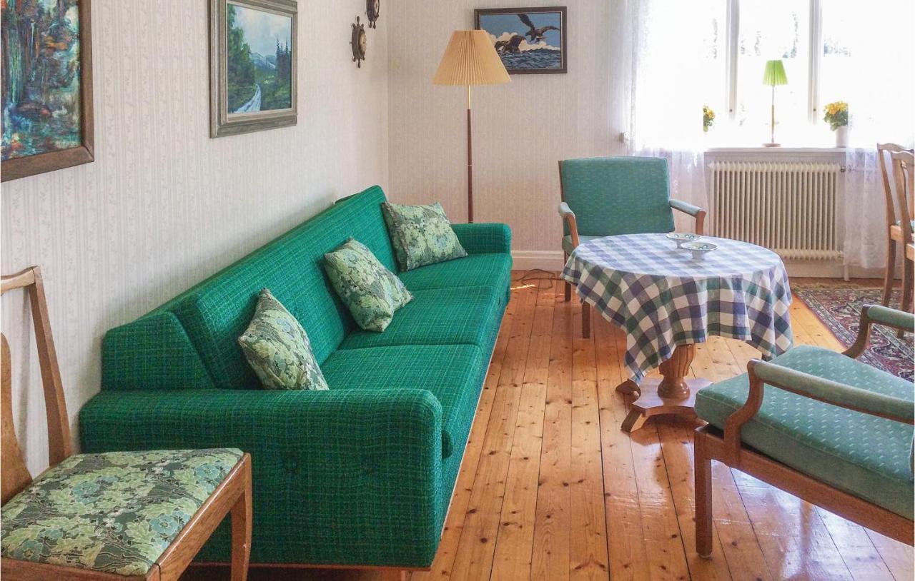 1 Bedroom Beautiful Home In Lidkoeping Sjövik Eksteriør billede